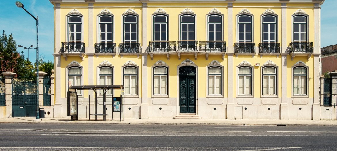 fachada recuperada palacete gomes freire